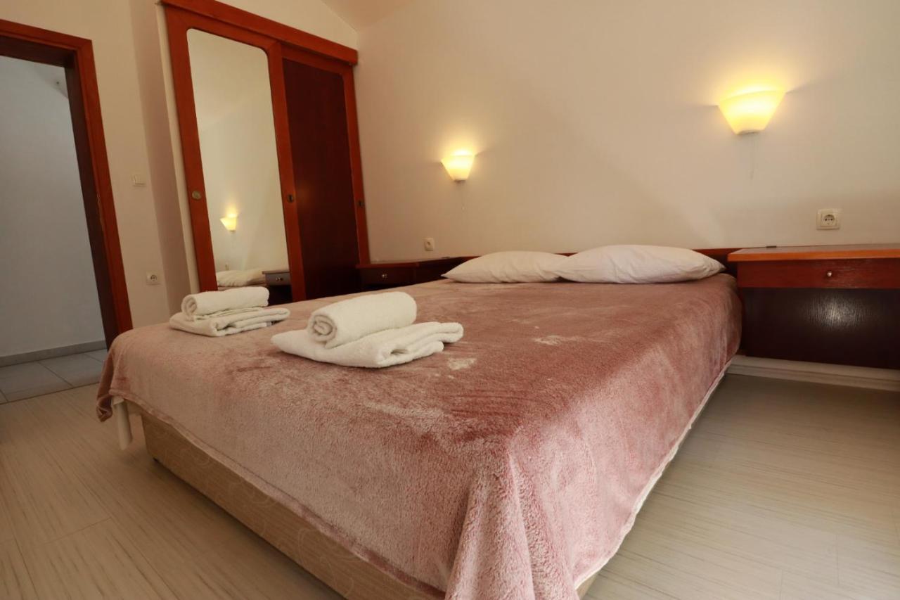 Accommodation Salvia Sveti Juraj Exteriör bild